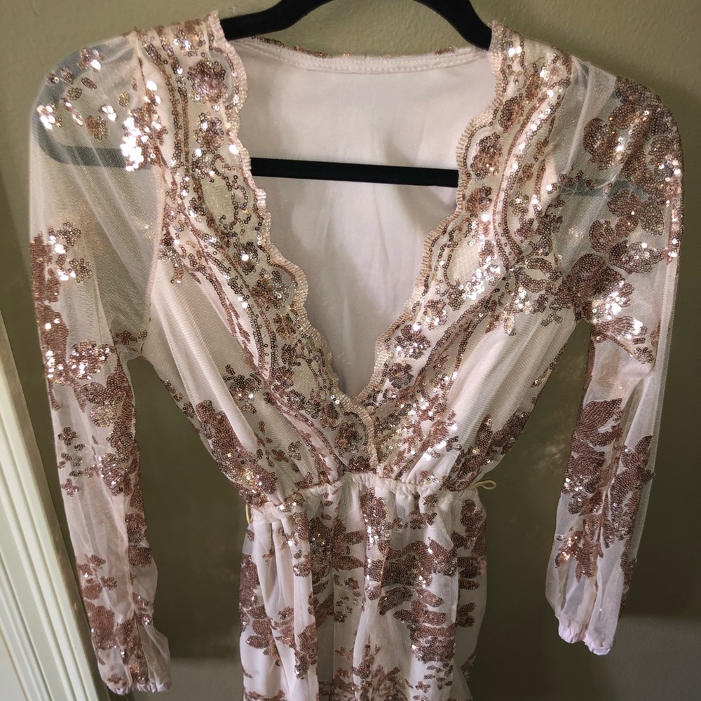 Gold longsleeve romper